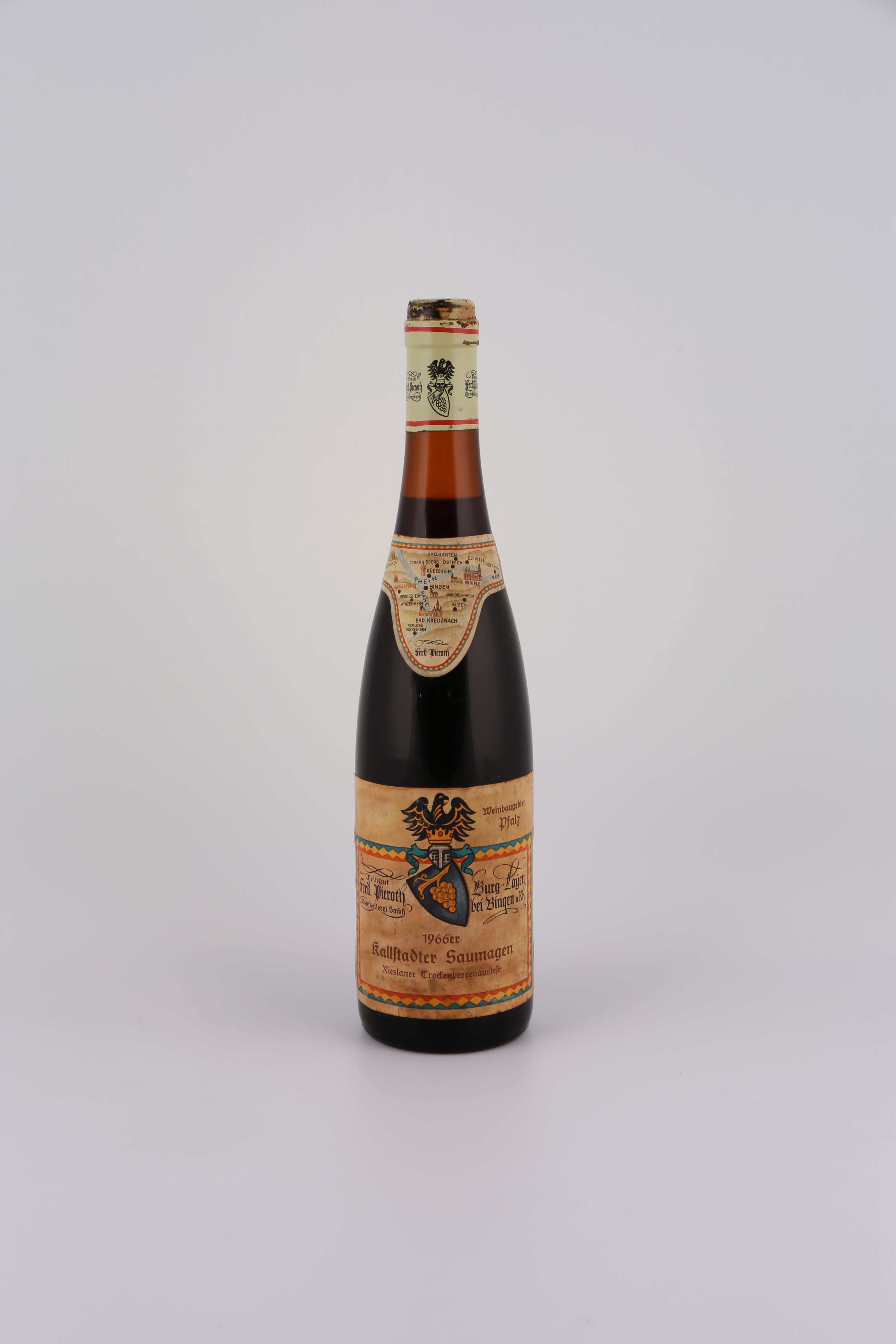 1966 Ferdinand Pieroth, Rieslaner, Trockenbeerenauslese, edelsüß