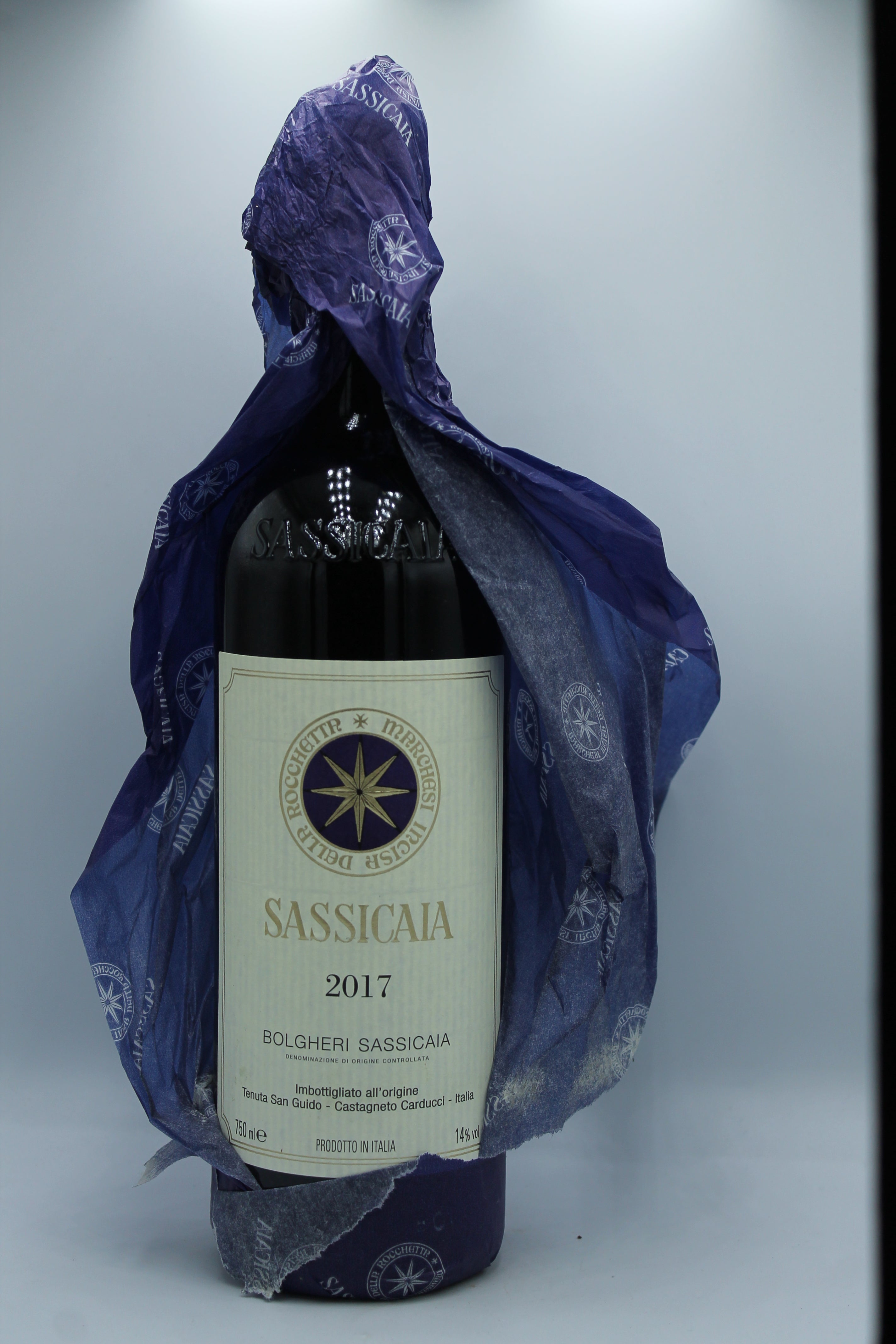 2017 Tenuta San Guido, Cabernet Sauvignon / Merlot / Cabernet Franc, DOC, 6er OHK, OHK jedoch leicht von feuchtigkeit angegriffen